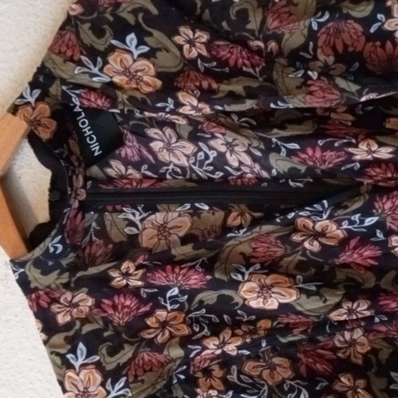 Nicholas floral blouse - Picture 3 of 10